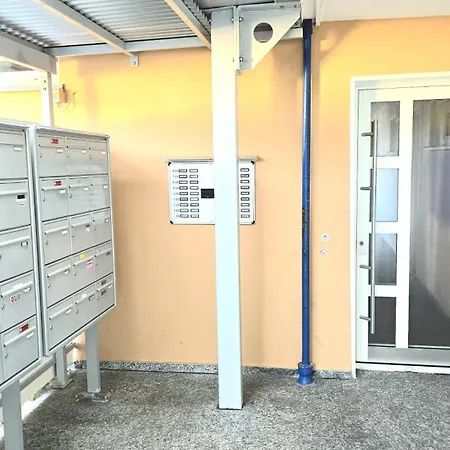 Modern 2-room With Free Parking & Free Wi-fi In - Sw01 Διαμέρισμα *