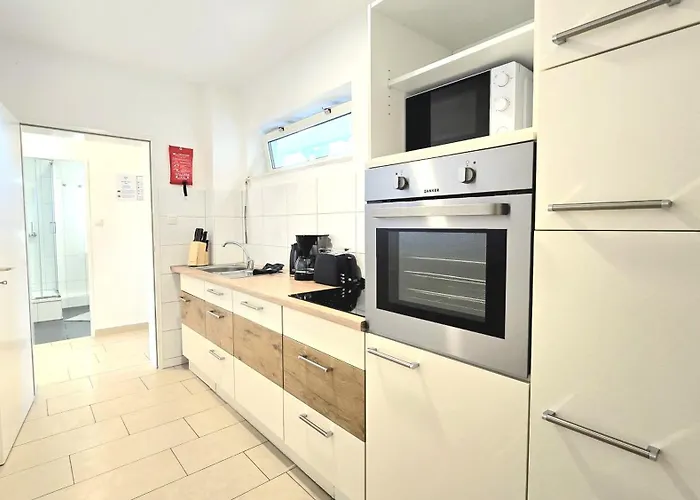 Apartment Modern 2-room With Free Parking & Free Wi-fi In - Sw01