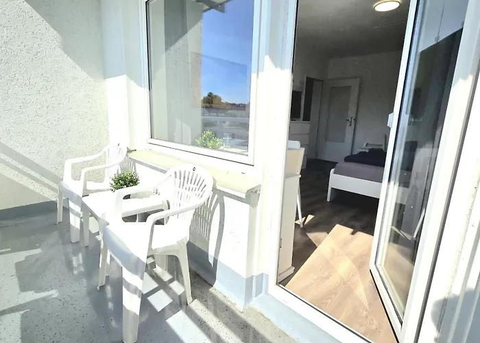 Modern 2-room With Free Parking & Free Wi-fi In - Sw01 * Iserlohn